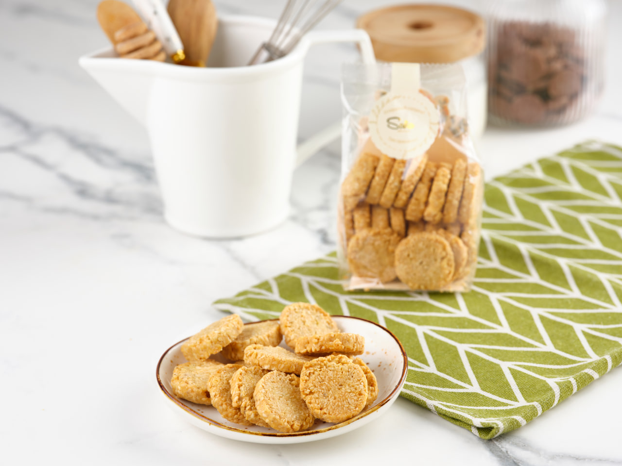 ПП Печенье с кунжутом в упаковке