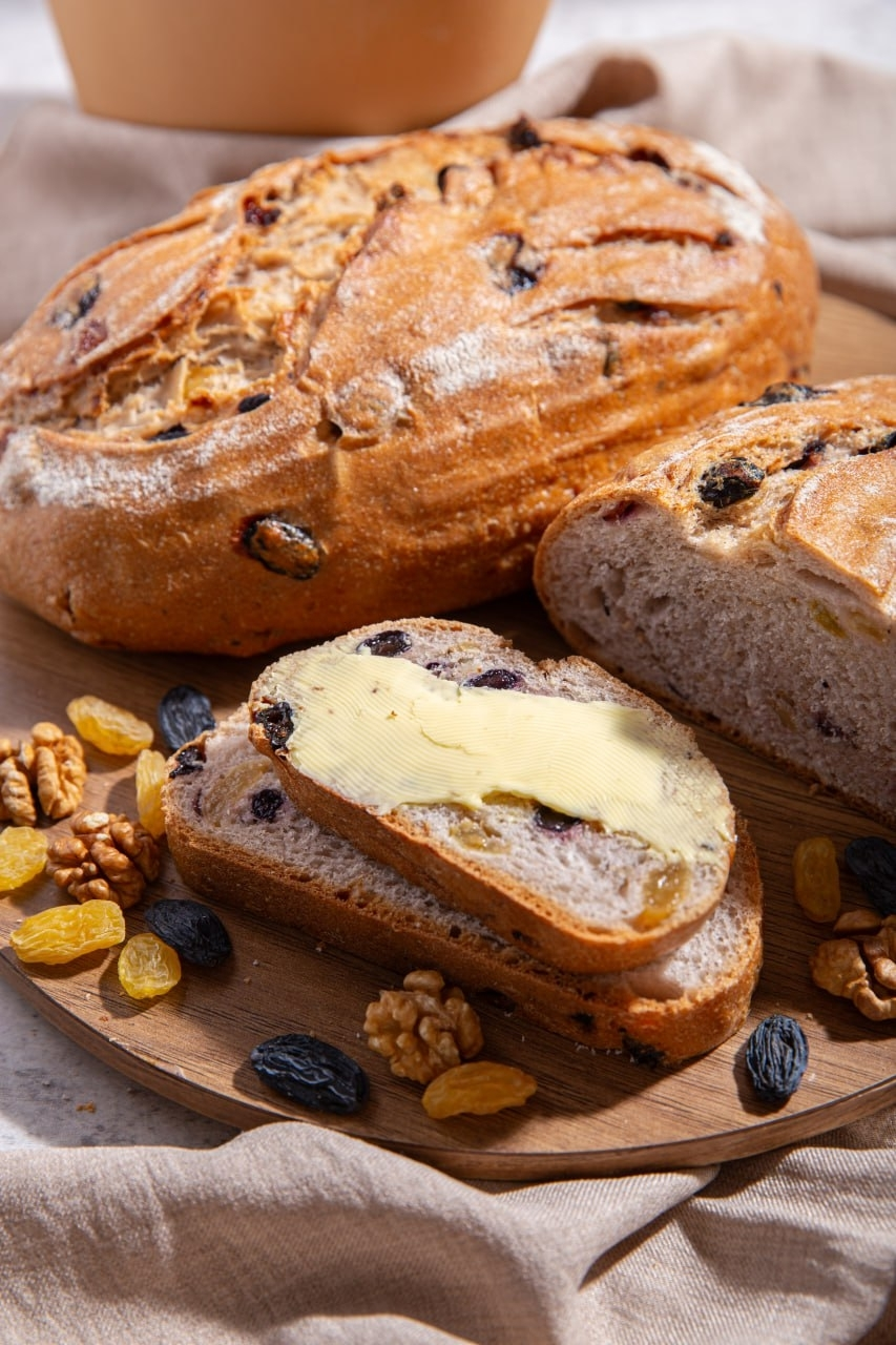 Хлеб Тартин с сухофруктами