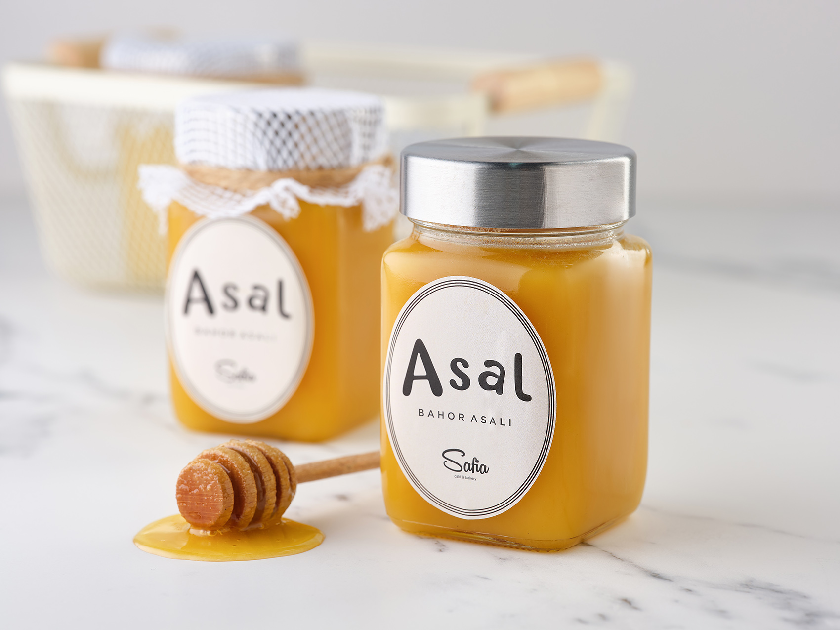 Мед майский маленький