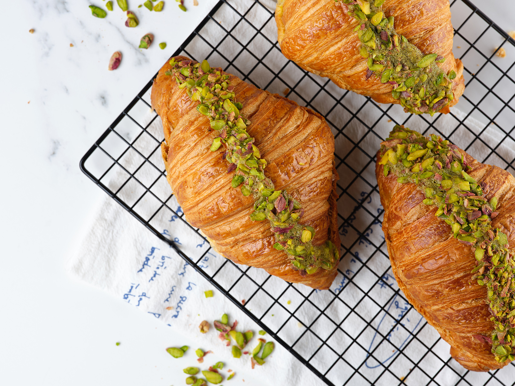 Круассан фисташковый